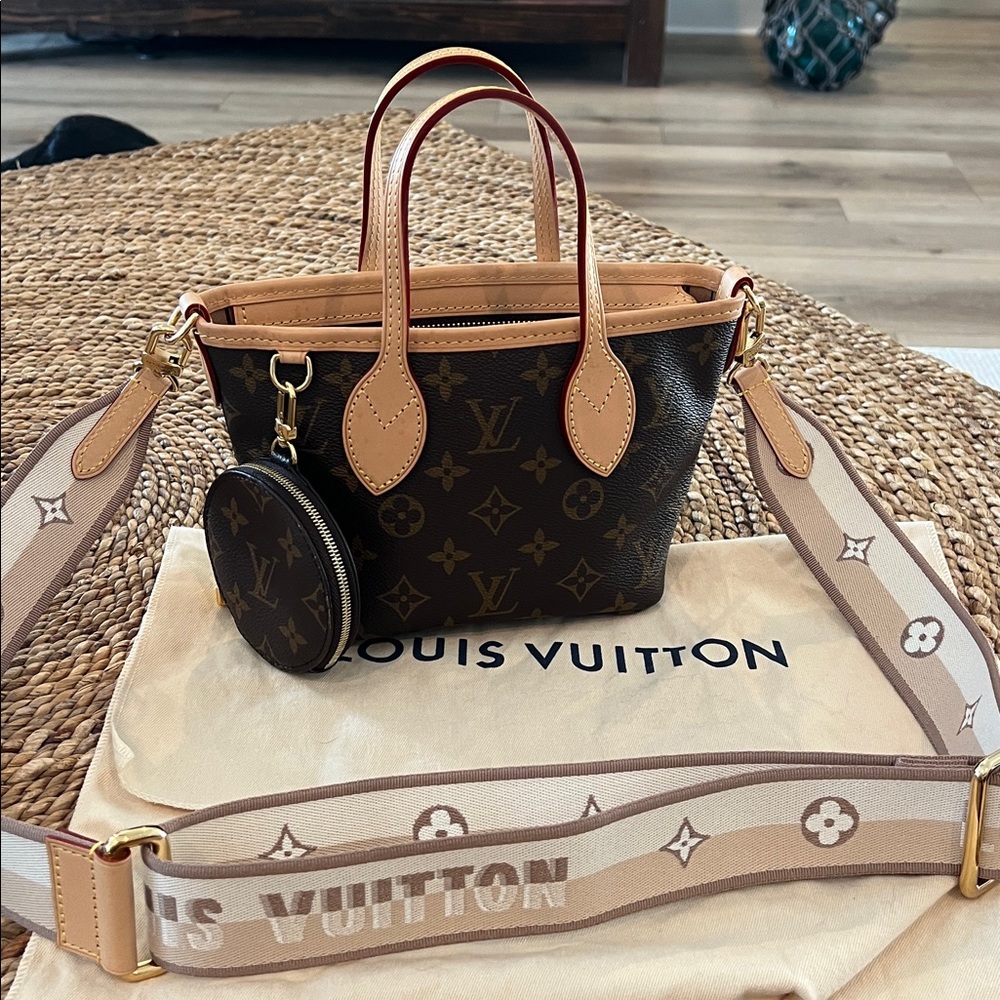 Louis Vuitton neverfull bb